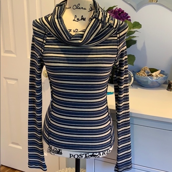 Free People Cape Cod Thermal in Blue - Picture 6 of 8